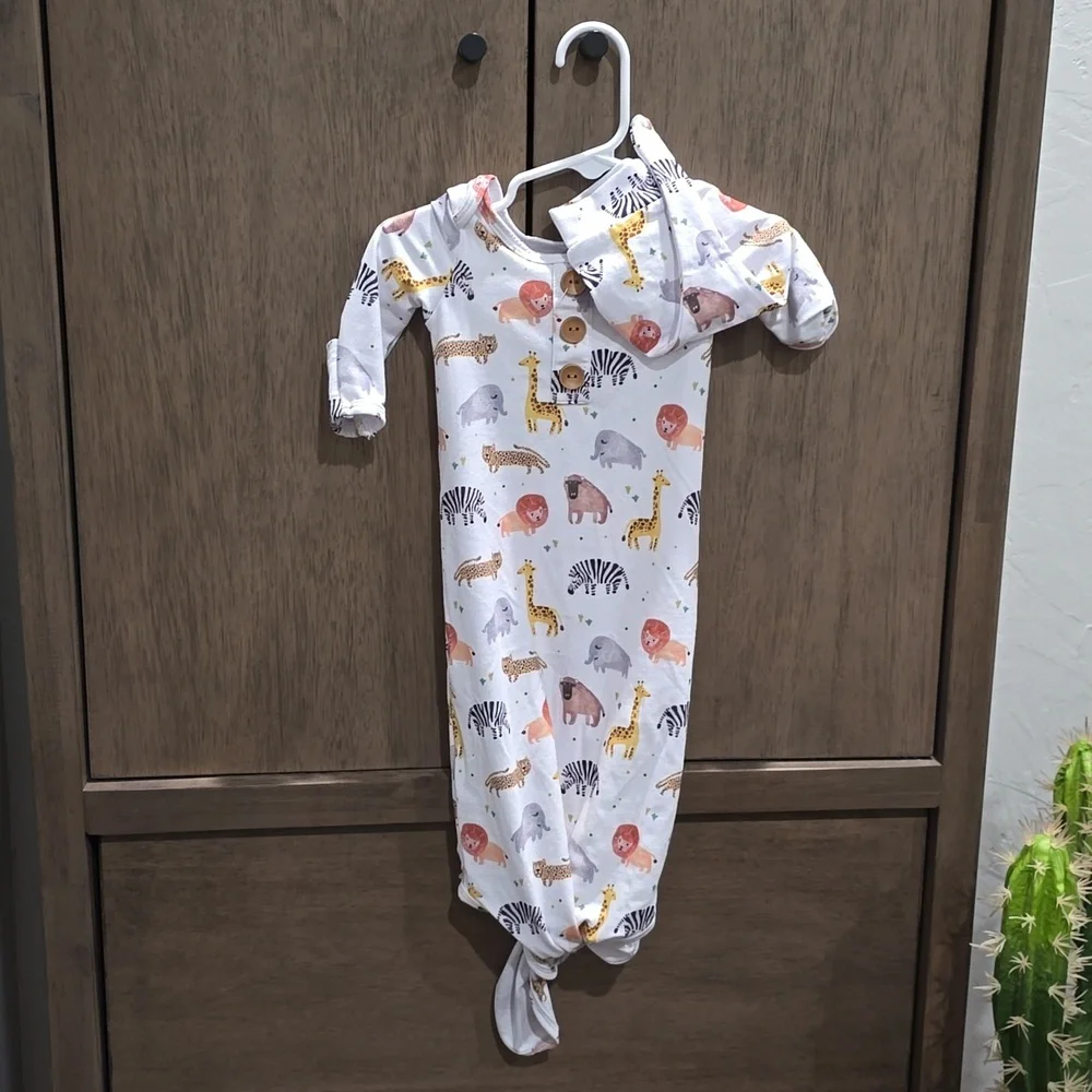 CADEN LANE Baby night gown - Picture 1 of 4